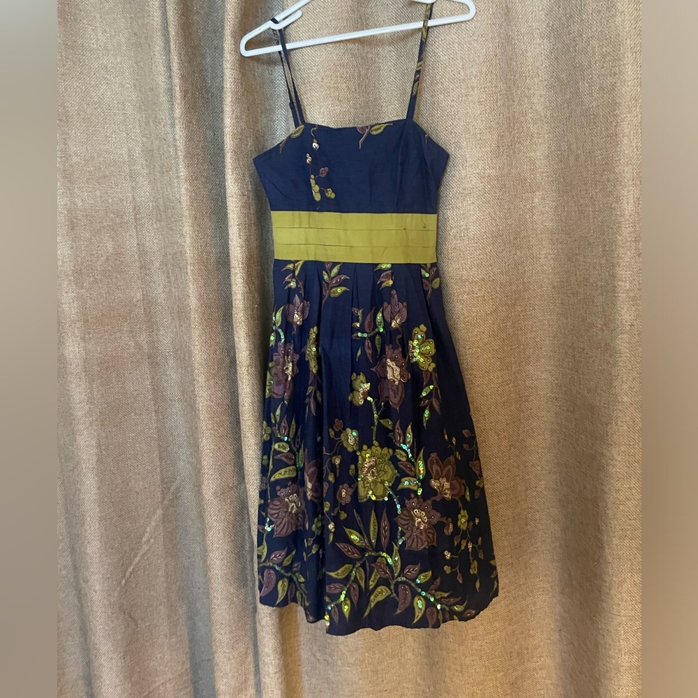 Gado Gado sleeveless midi dress size 4.